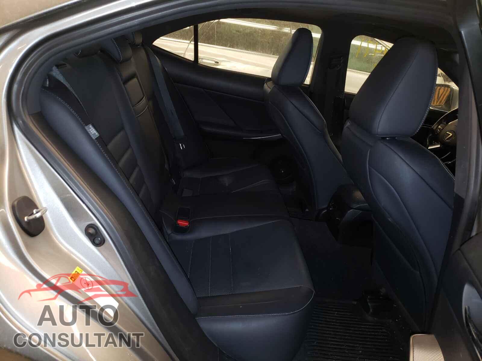LEXUS IS 2016 - JTHCM1D23G5006857