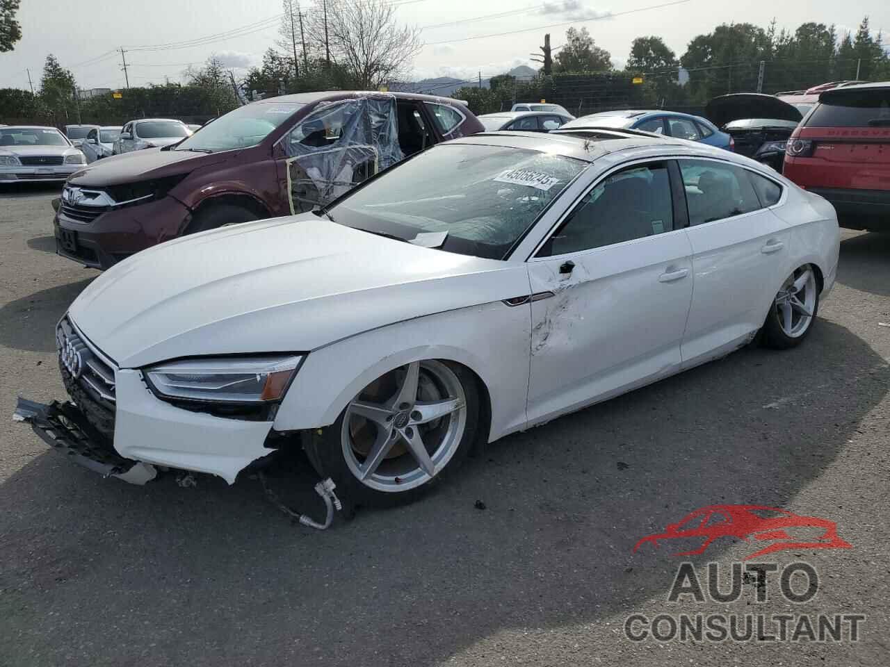 AUDI A5 2018 - WAUDNCF52JA039673