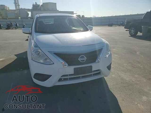 NISSAN VERSA 2017 - 3N1CN7AP2HL822657