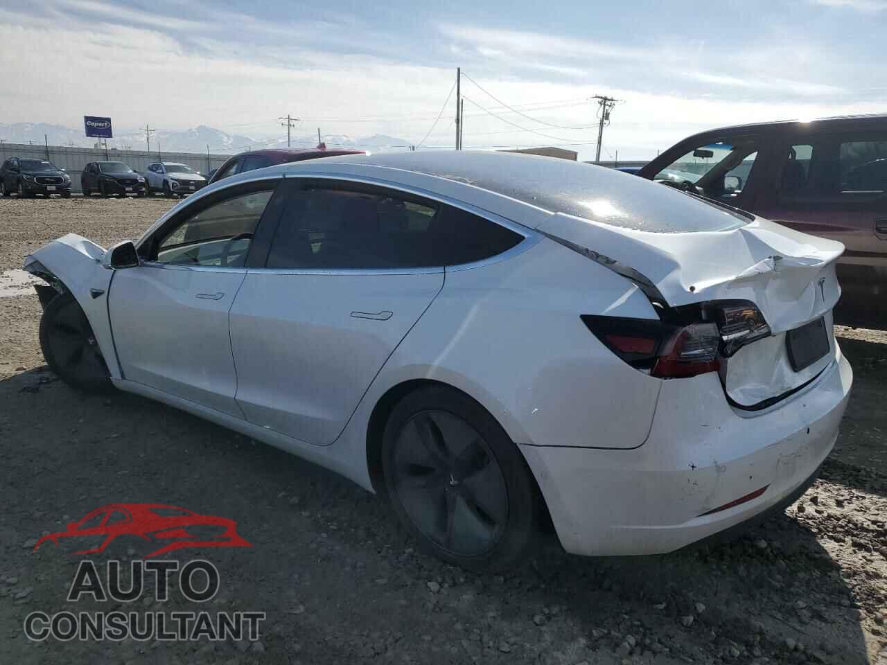 TESLA MODEL 3 2019 - 5YJ3E1EA4KF208392