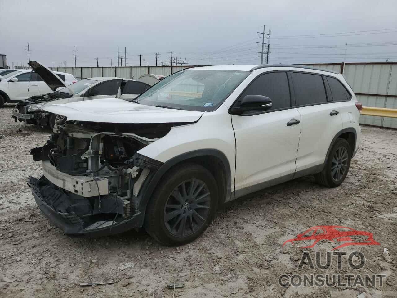TOYOTA HIGHLANDER 2019 - 5TDKZRFH5KS321399