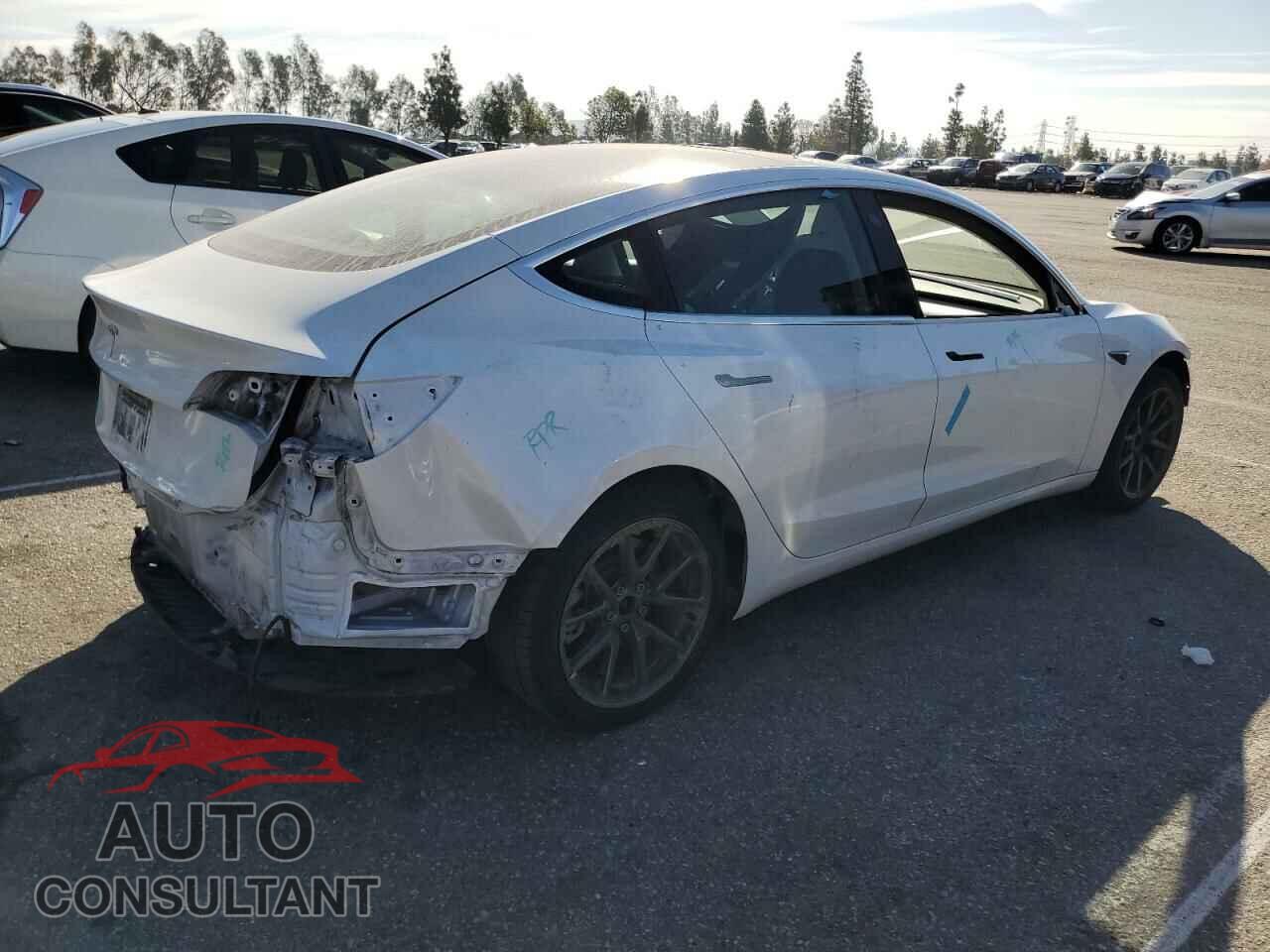 TESLA MODEL 3 2020 - 5YJ3E1EA3LF808399