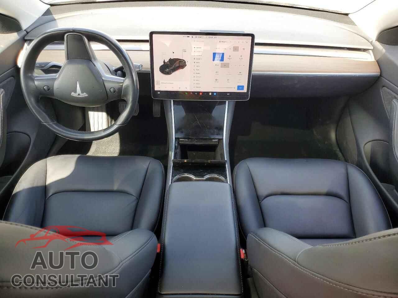 TESLA MODEL 3 2018 - 5YJ3E1EA5JF045167