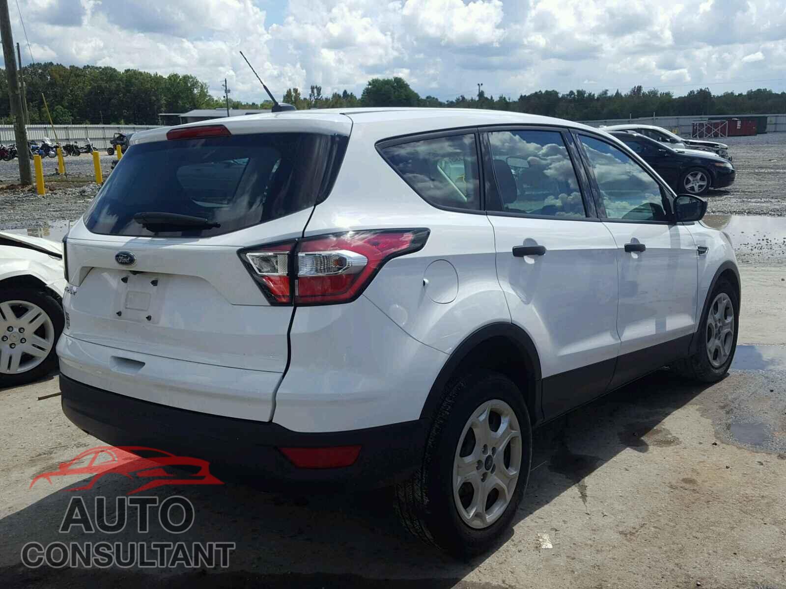 FORD ESCAPE S 2017 - 1FMCU0F74HUC19548