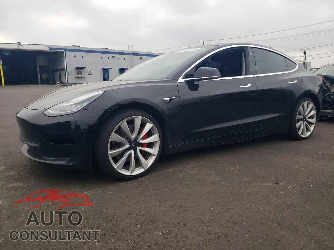 TESLA MODEL 3 2018 - 5YJ3E1EB0JF187659