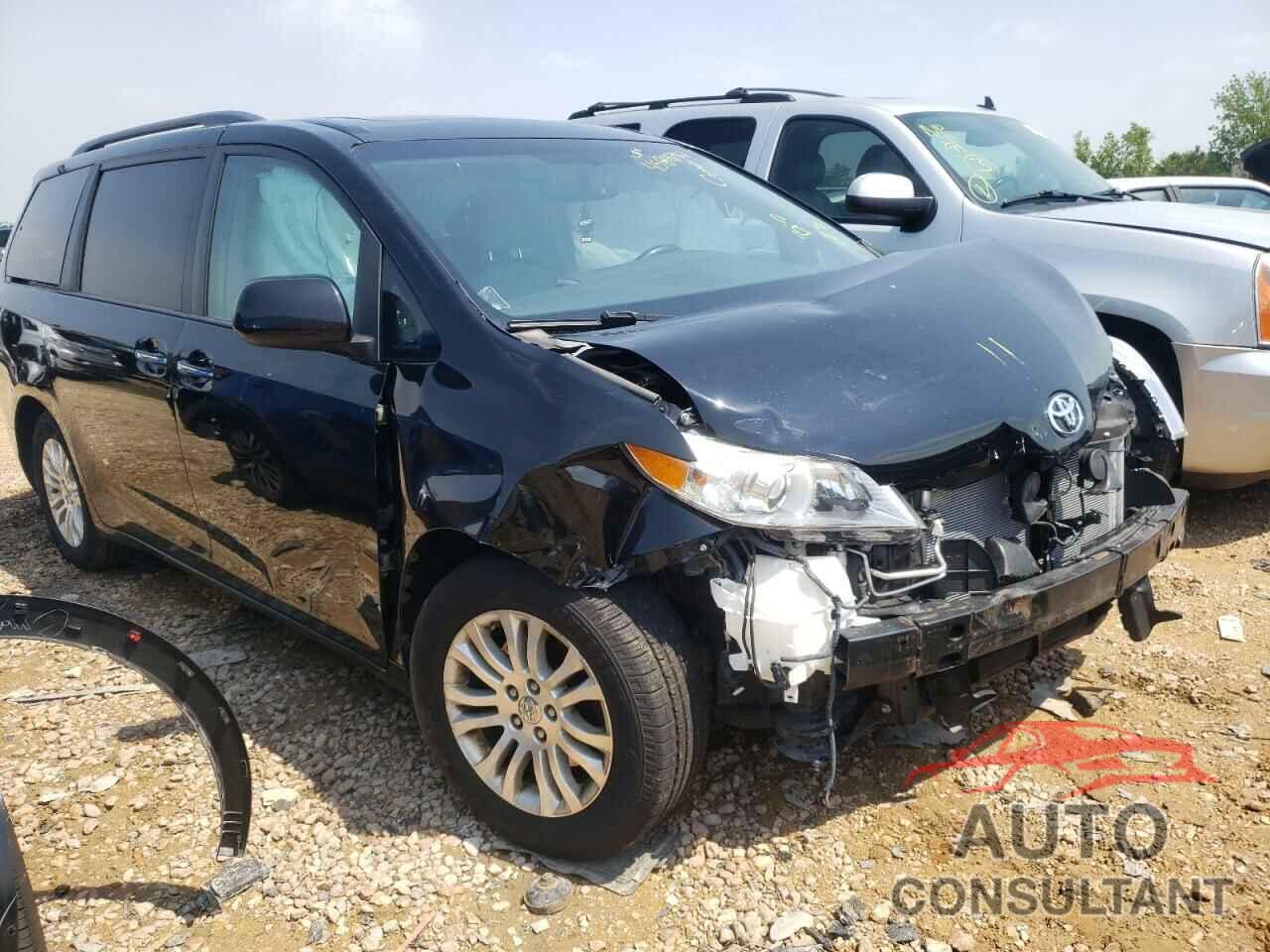 TOYOTA SIENNA 2016 - 5TDYK3DC9GS709858