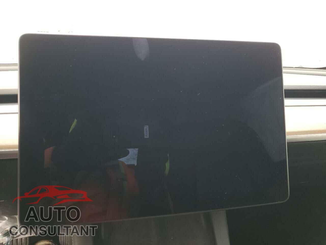 TESLA MODEL 3 2022 - 5YJ3E1EB7NF152929