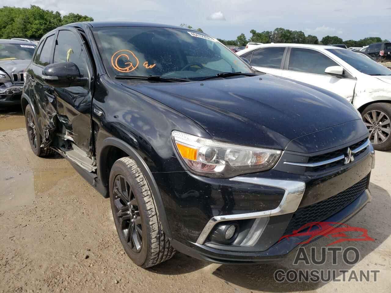 MITSUBISHI OUTLANDER 2018 - JA4AR3AU3JU015724