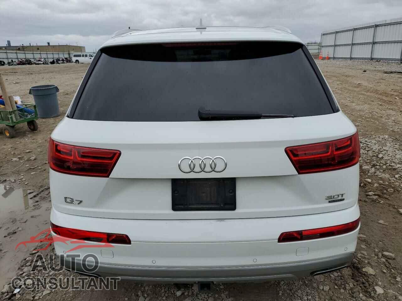 AUDI Q7 2017 - WA1VAAF76HD041194