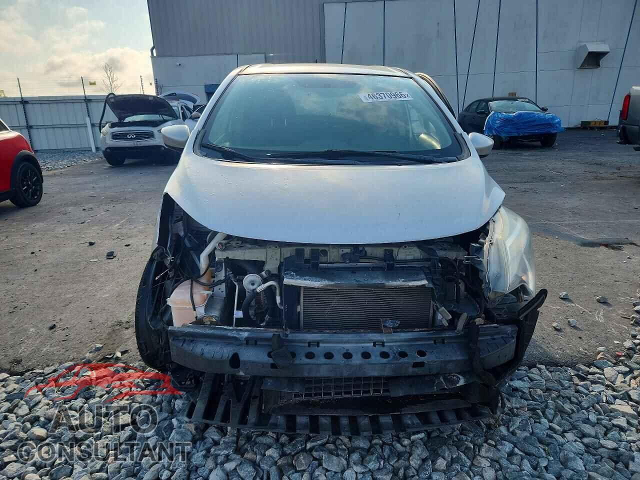 NISSAN VERSA 2017 - 3N1CE2CP5HL366332