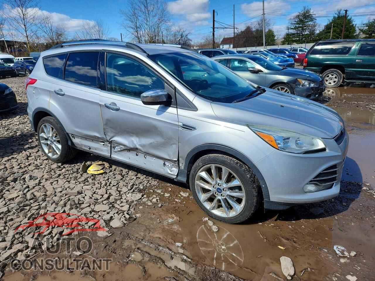 FORD ESCAPE 2016 - 1FMCU0G70GUC71921
