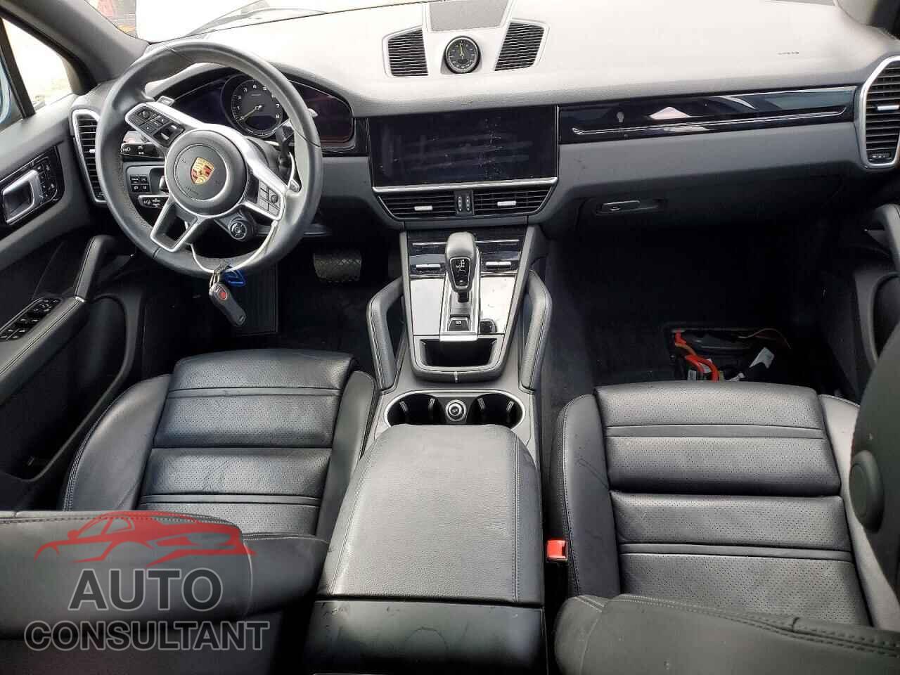 PORSCHE CAYENNE 2021 - WP1AE2AY5MDA24717