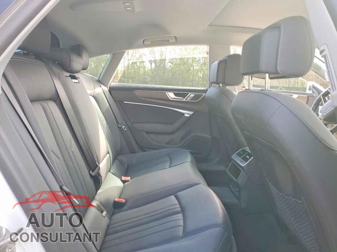 AUDI A7 2019 - WAUS2AF2XKN063630