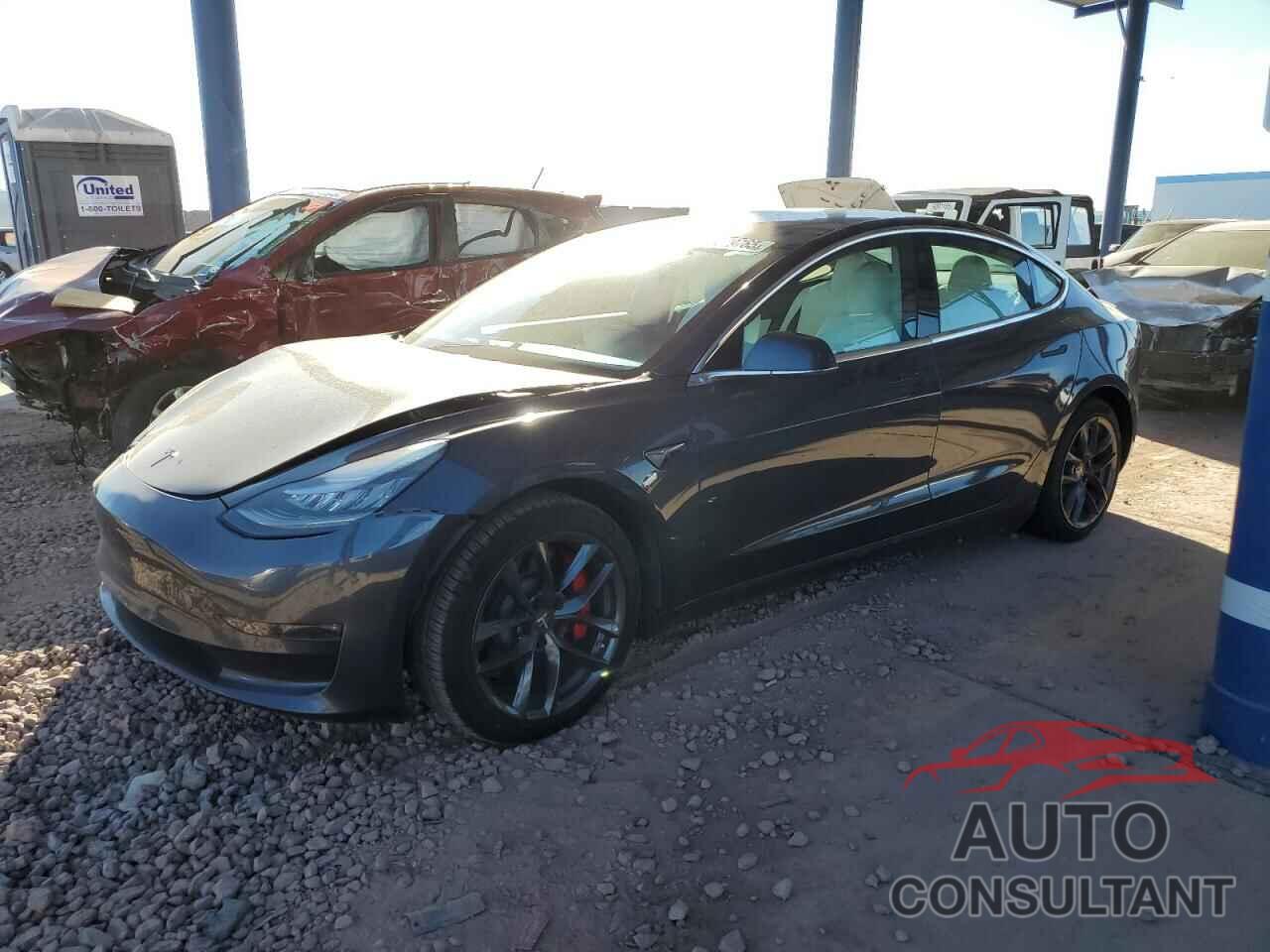 TESLA MODEL 3 2019 - 5YJ3E1EBXKF393380