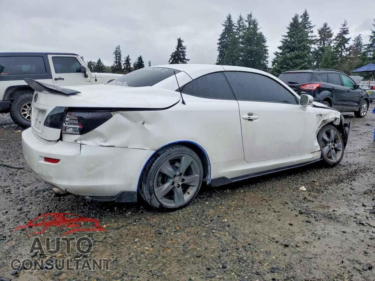 LEXUS IS 2010 - JTHFE2C27A2501427