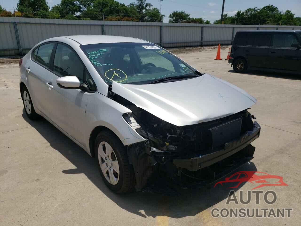 KIA FORTE 2017 - 3KPFK4A75HE102940