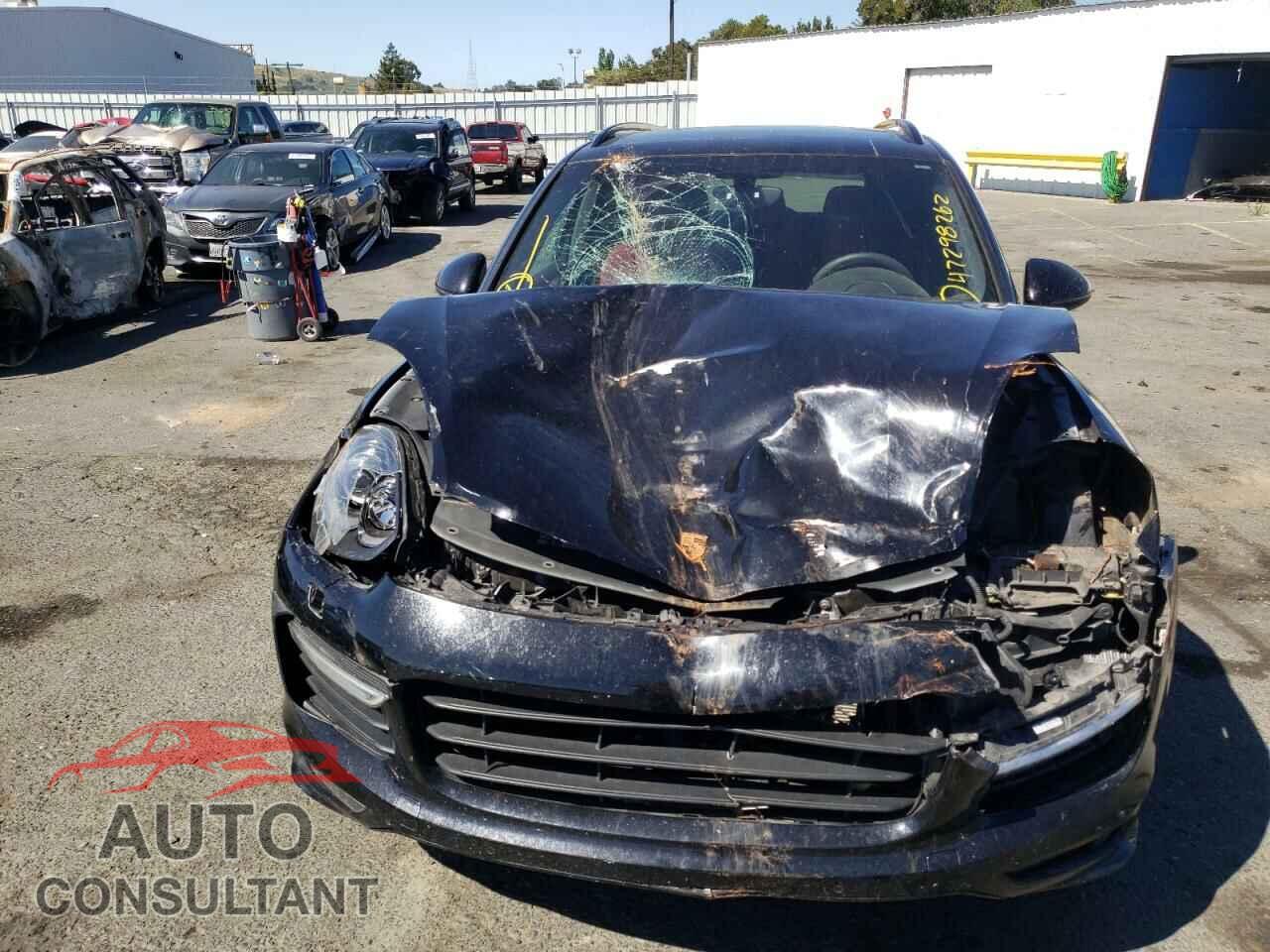 PORSCHE CAYENNE 2016 - WP1AD2A28GLA72902