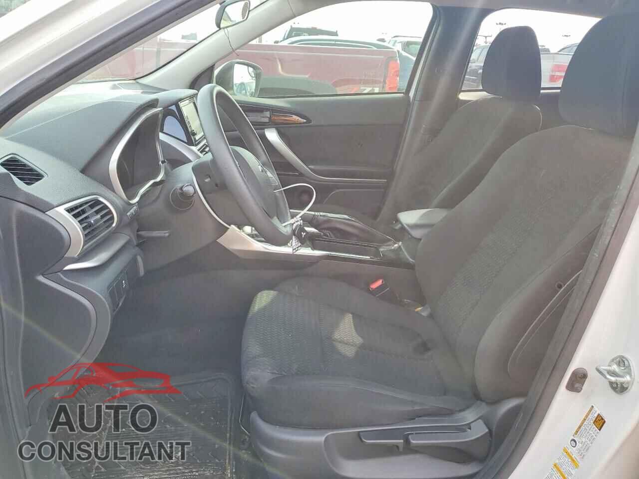 MITSUBISHI ECLIPSE 2018 - JA4AS3AA6JZ064574