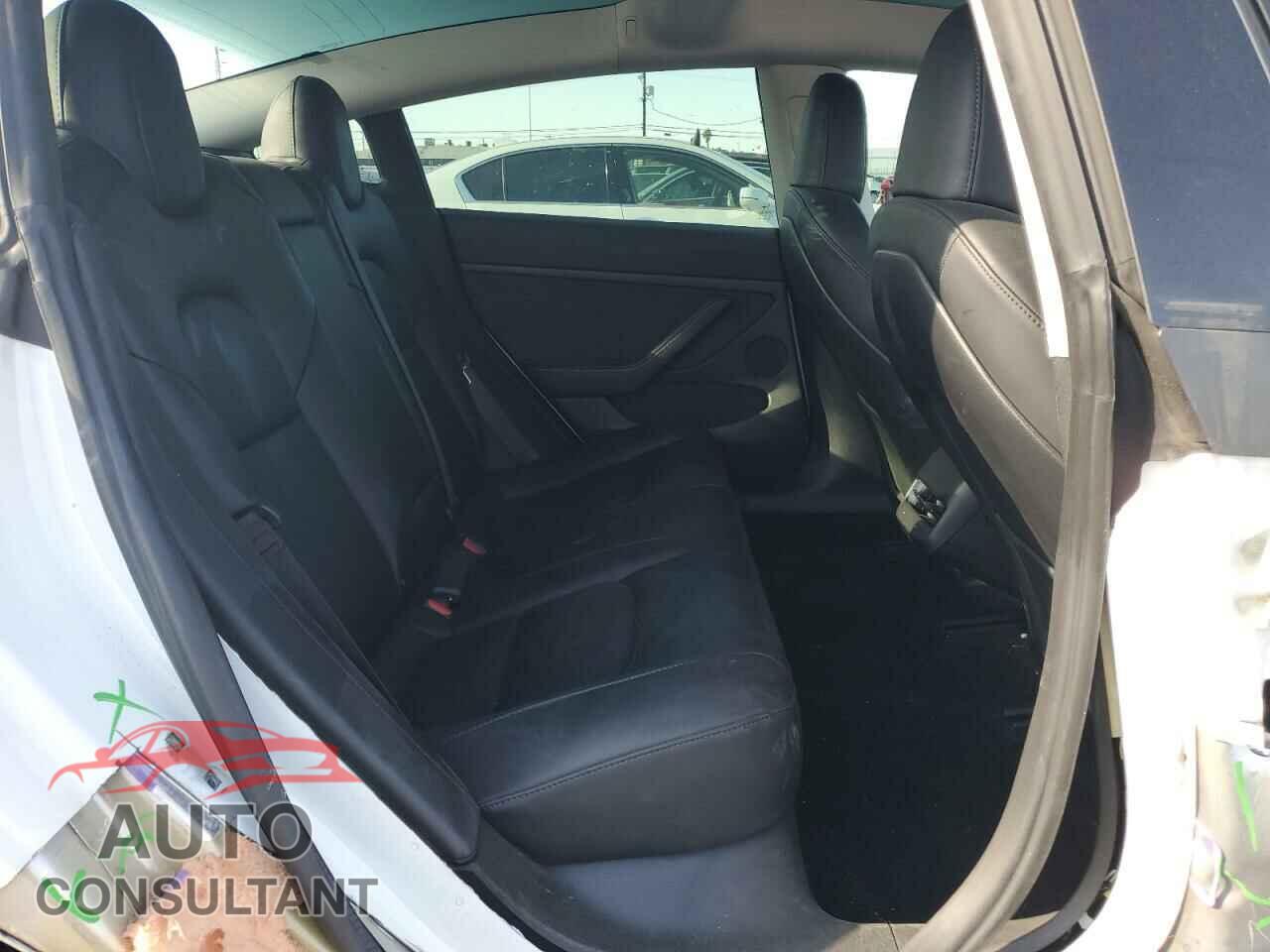 TESLA MODEL 3 2023 - 5YJ3E1EA7PF503364
