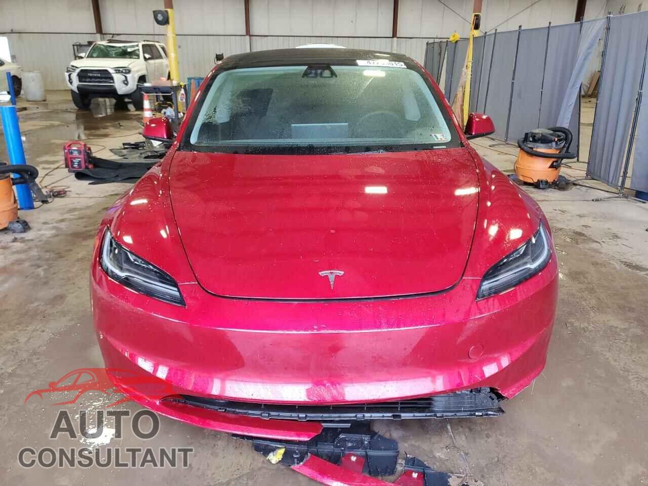 TESLA MODEL 3 2024 - 5YJ3E1EB4RF844006