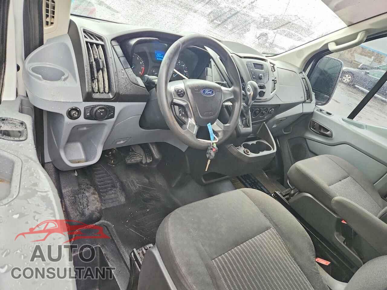FORD TRANSIT 2019 - 1FTYR1YM7KKB35019