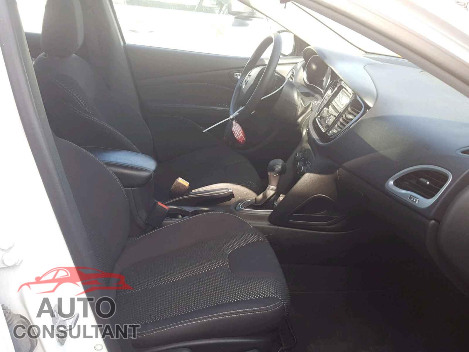 DODGE DART 2015 - 1C3CDFBB4FD172508