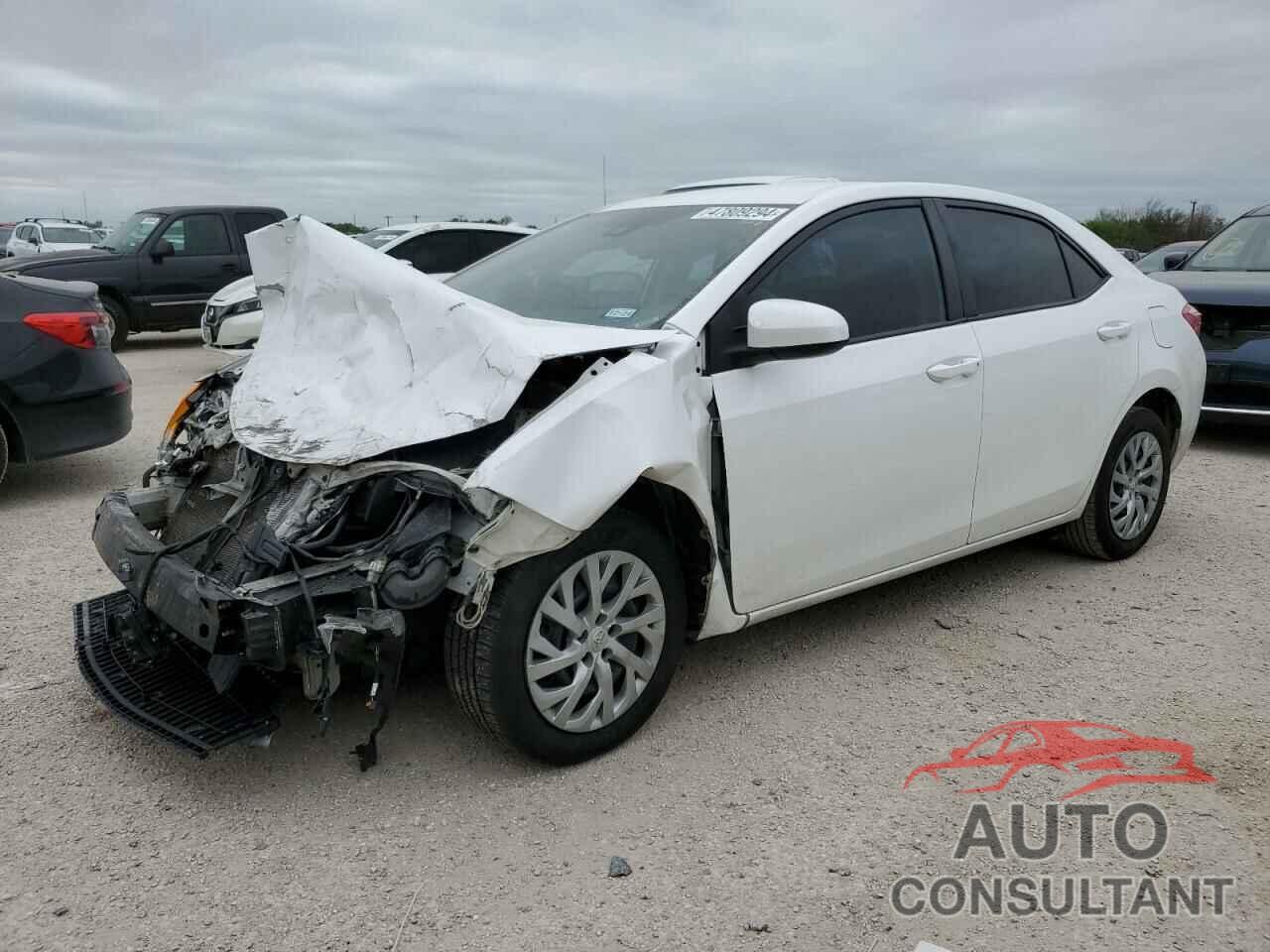 TOYOTA COROLLA 2019 - 5YFBURHE2KP920285