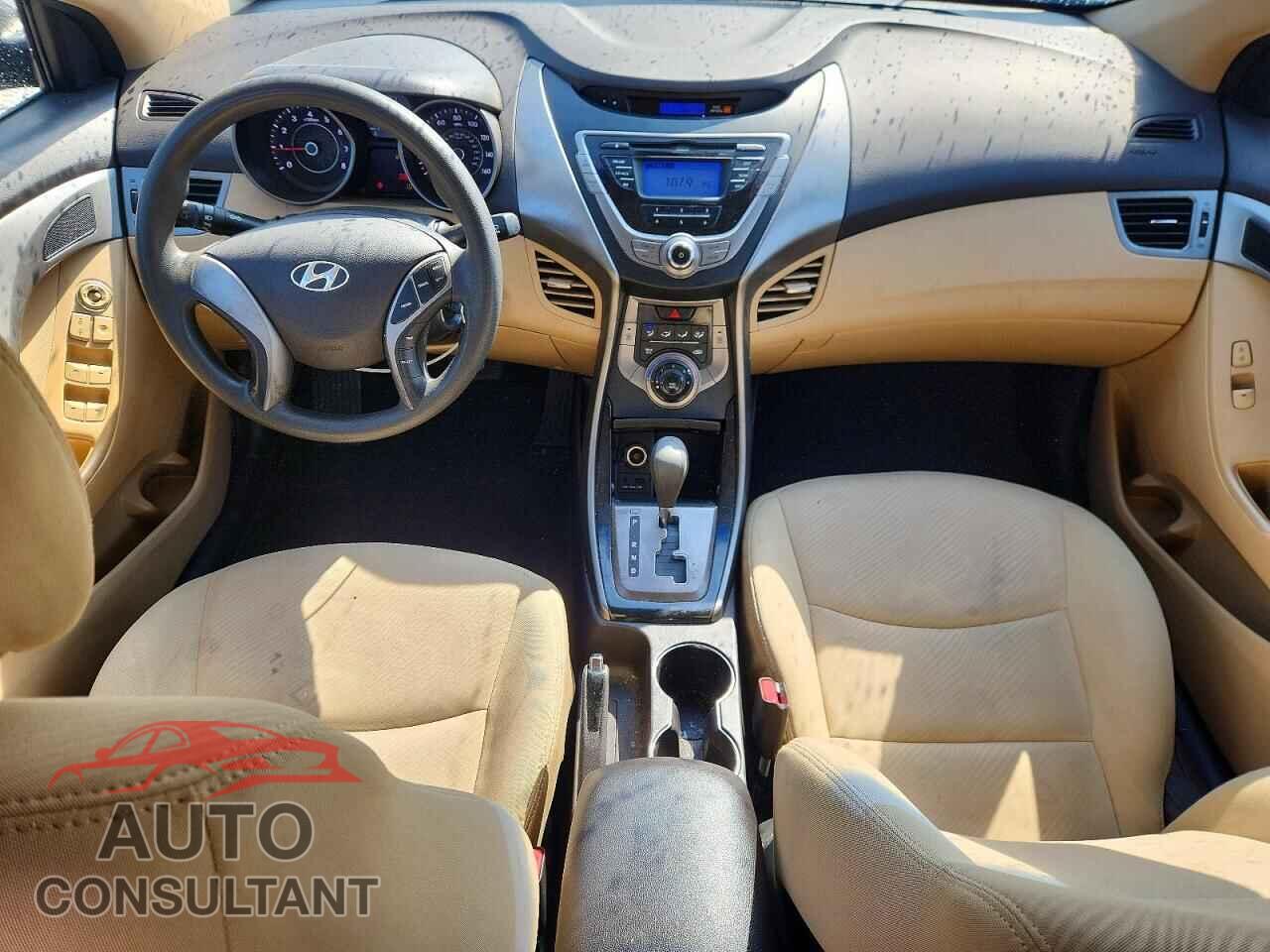 HYUNDAI ELANTRA 2013 - 5NPDH4AE1DH204939