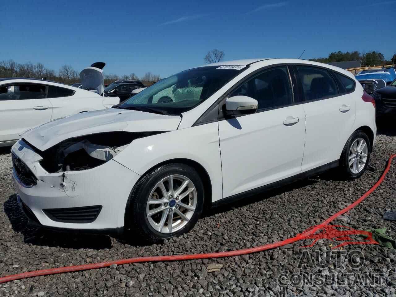 FORD FOCUS 2015 - 1FADP3K2XFL294999