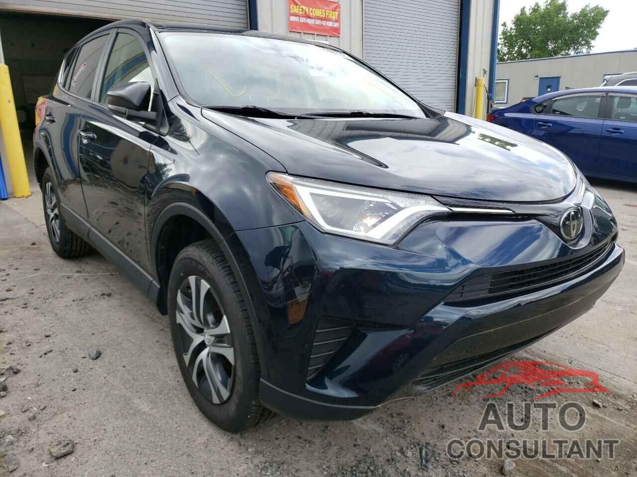 TOYOTA RAV4 2018 - JTMBFREV9JJ212116