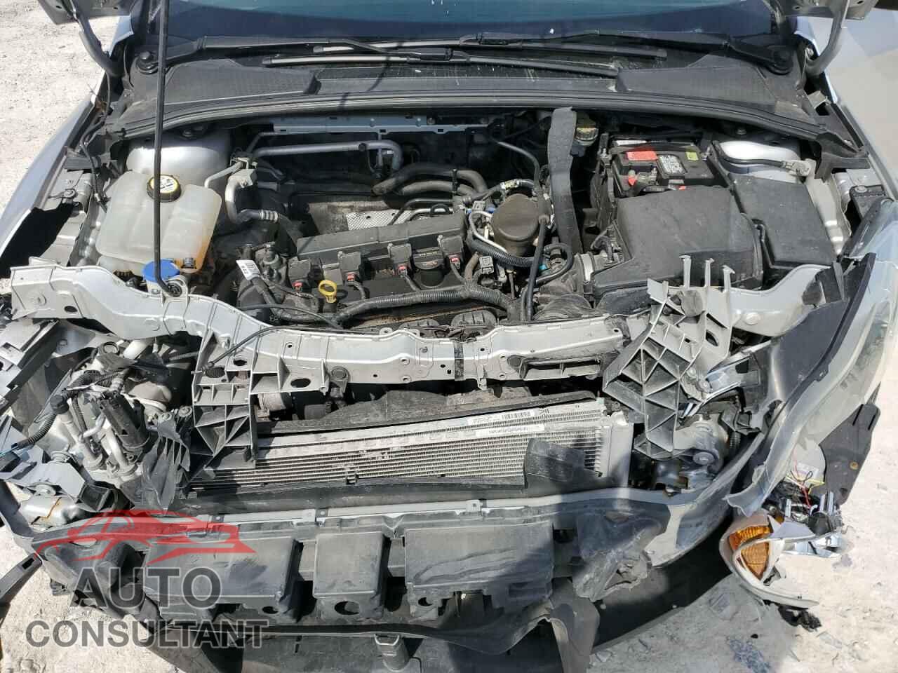 FORD FOCUS 2014 - 1FADP3F20EL228745