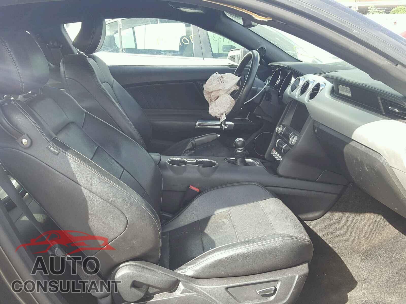 FORD MUSTANG 2015 - 1FA6P8TH2F5301151