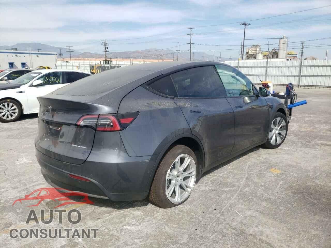 TESLA MODEL Y 2022 - 7SAYGDEE3NF318085