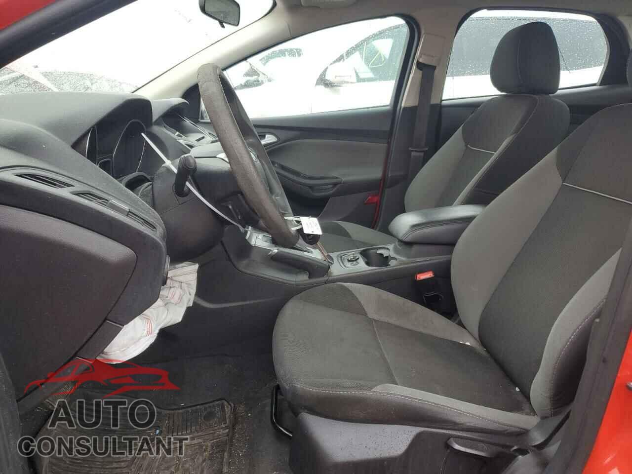 FORD FOCUS 2014 - 1FADP3F28EL449199