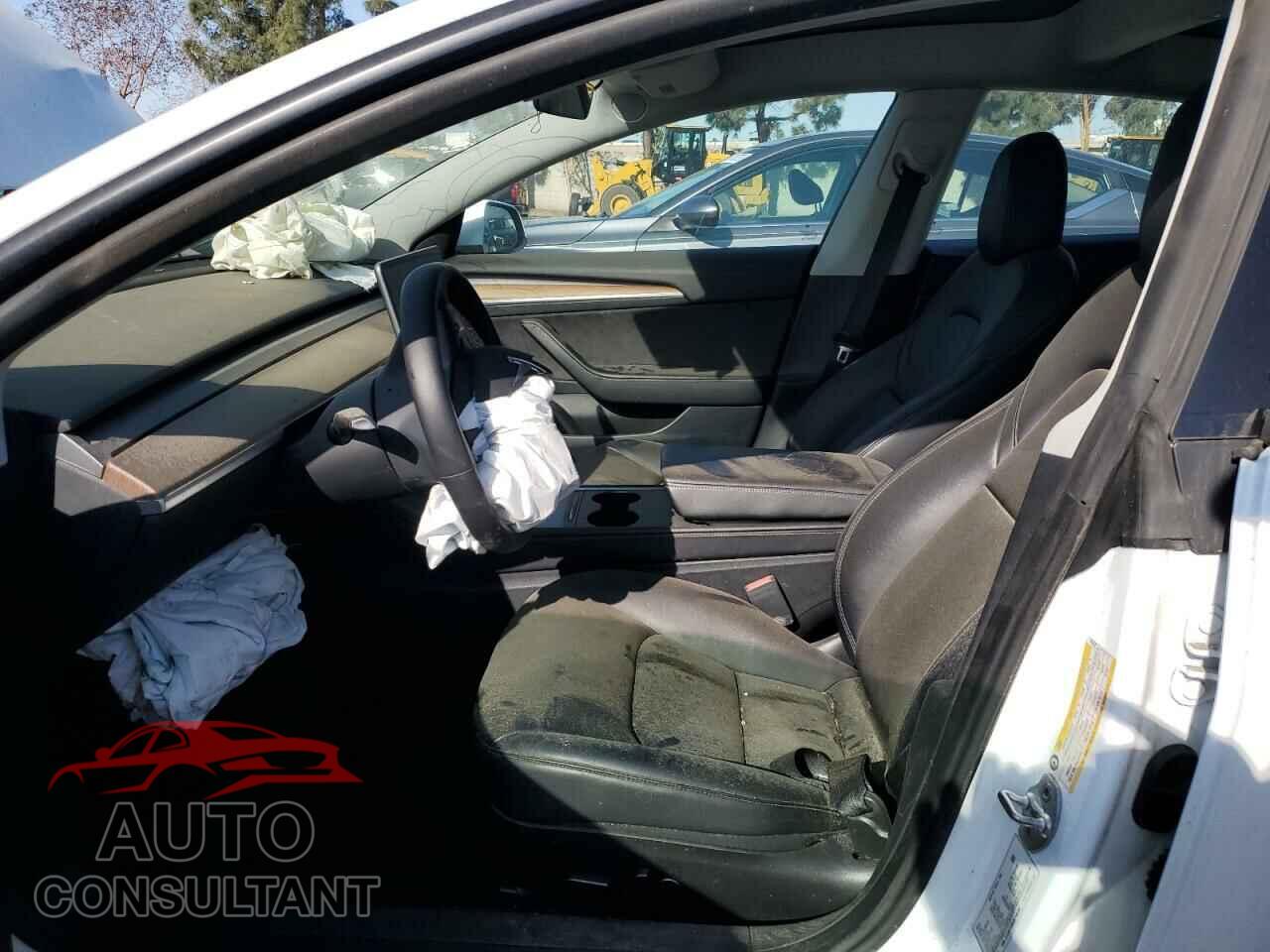 TESLA MODEL 3 2022 - 5YJ3E1EB5NF145364