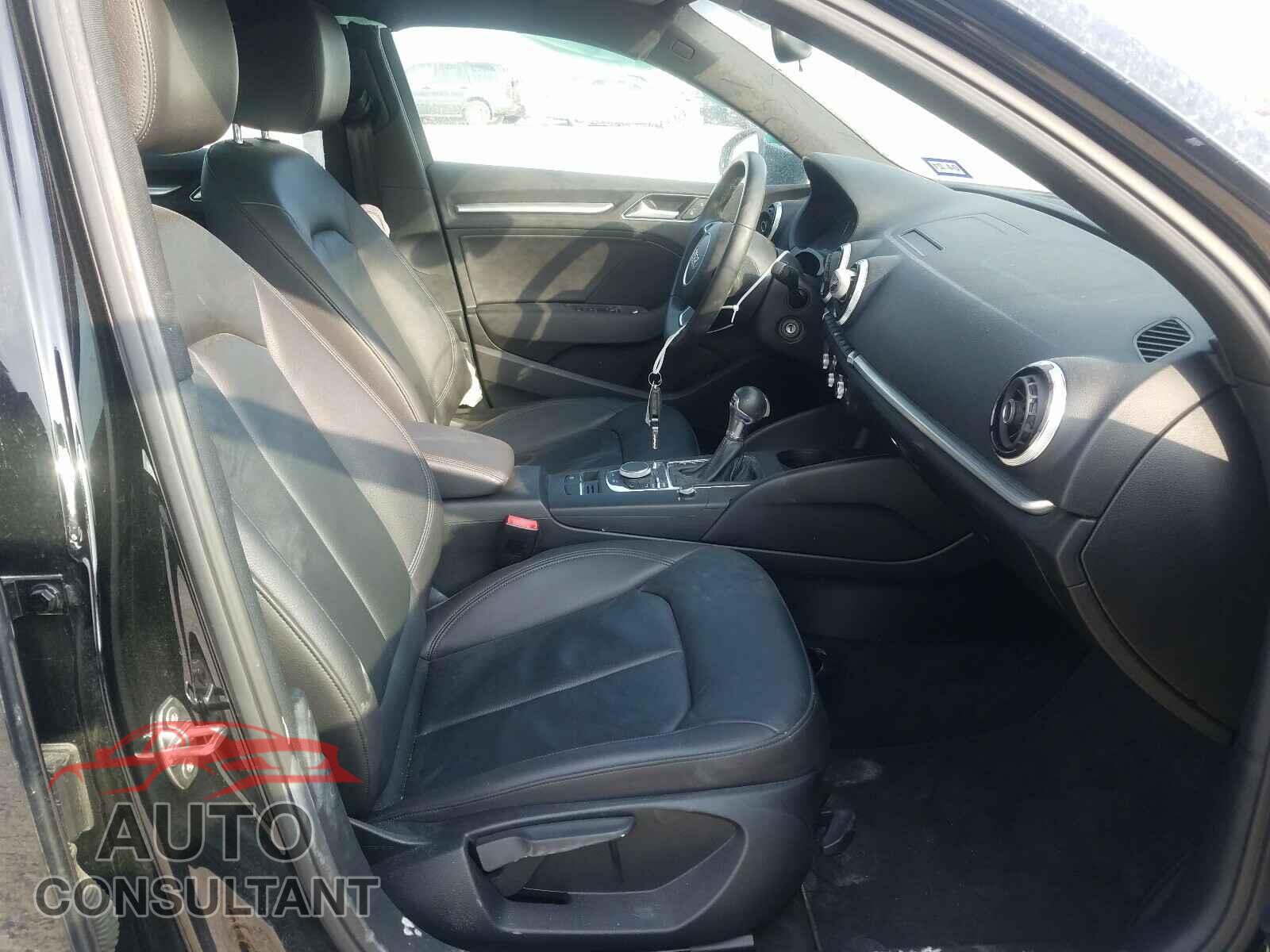AUDI A3 2015 - WAUACGFF6F1041023