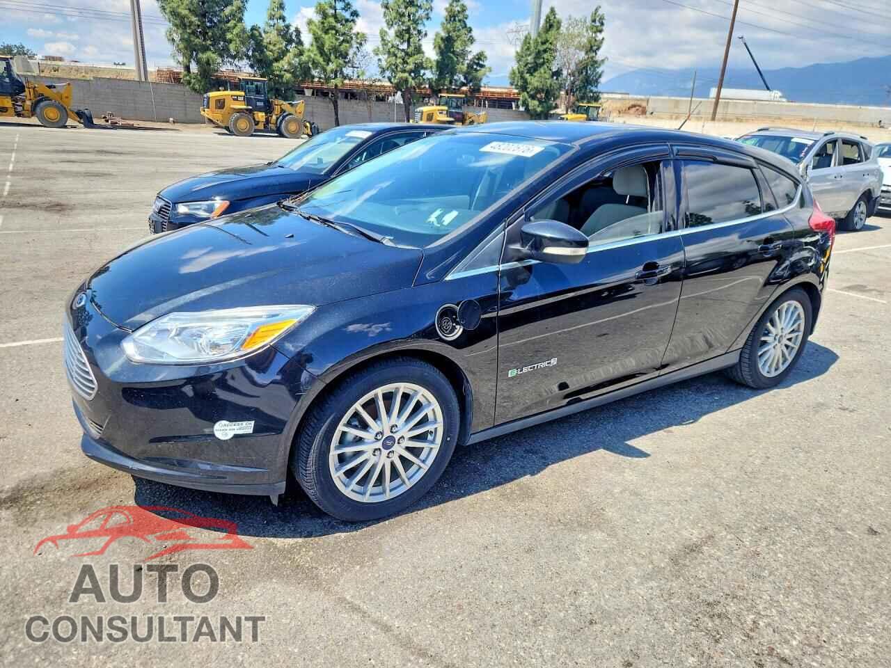 FORD FOCUS 2014 - 1FADP3R45EL311844