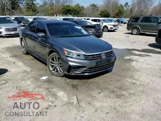 VOLKSWAGEN PASSAT 2018 - 1VWAA7A37JC037997