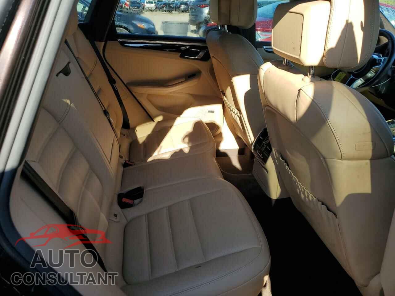 PORSCHE MACAN 2017 - WP1AG2A56HLB51858