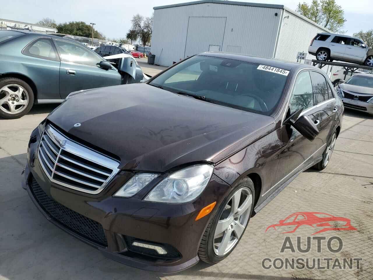 MERCEDES-BENZ E-CLASS 2011 - WDDHF8HB1BA301790