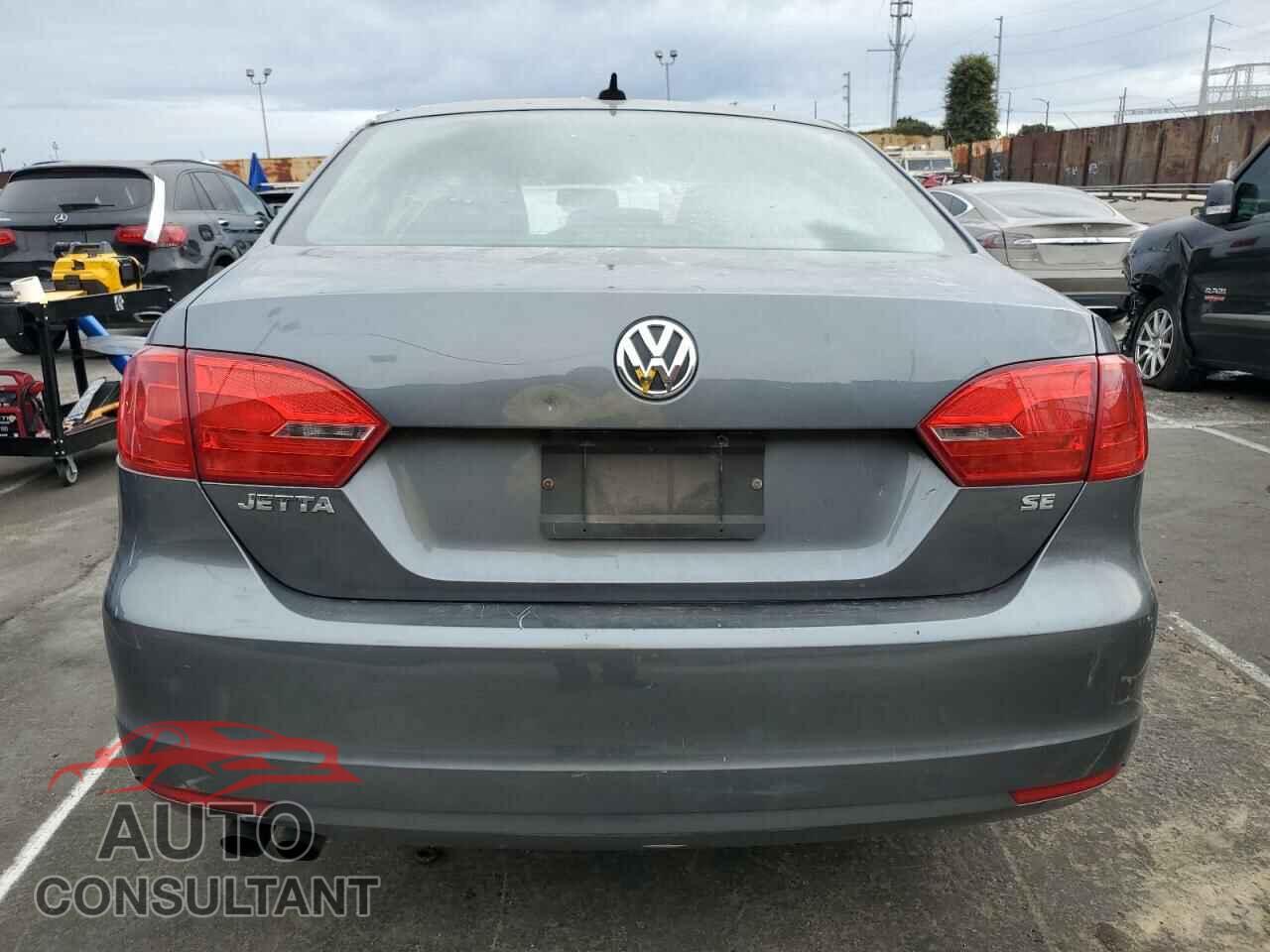 VOLKSWAGEN JETTA 2014 - 3VWD17AJ4EM376622