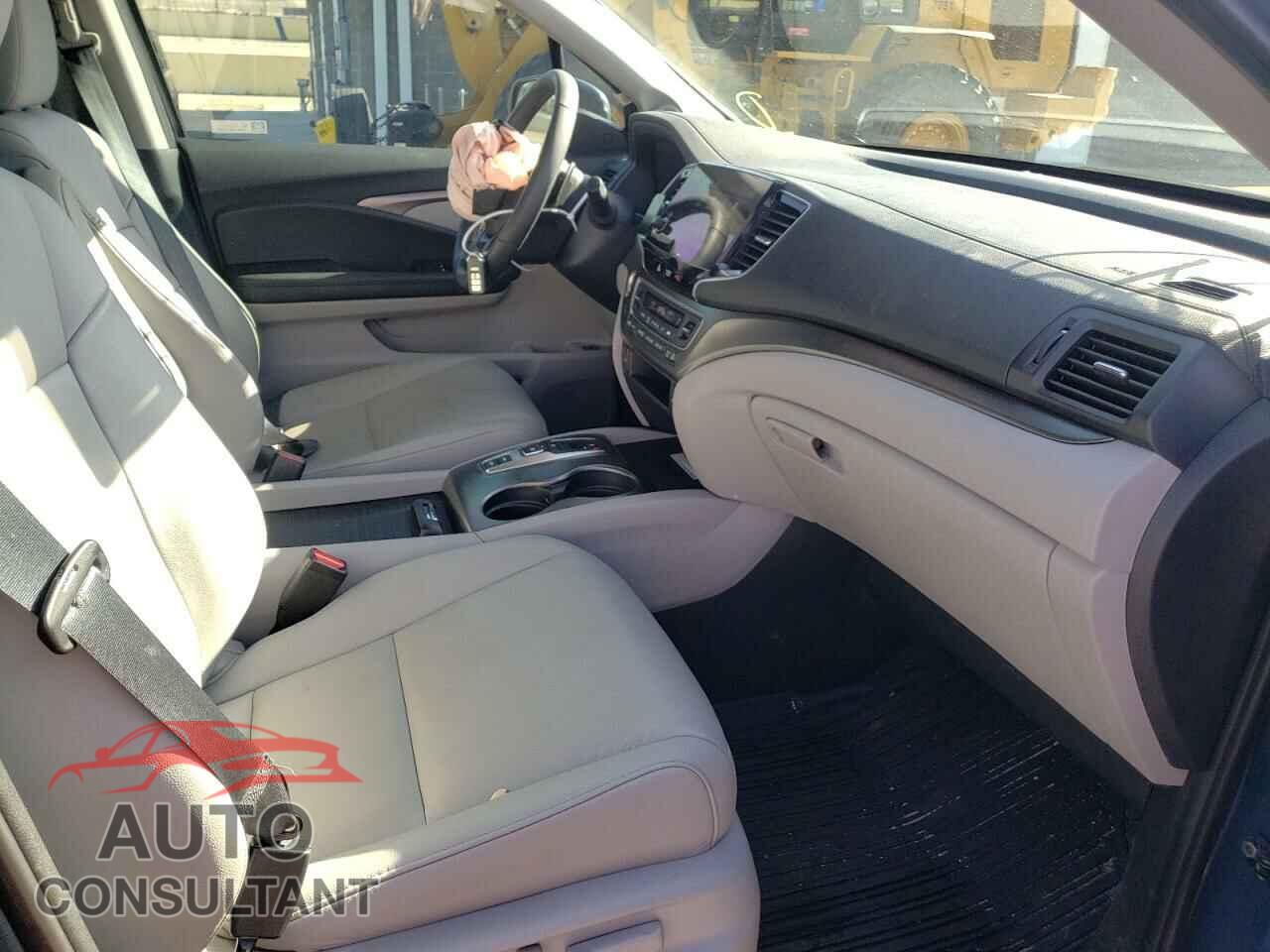 HONDA PILOT 2021 - 5FNYF5H29MB004835