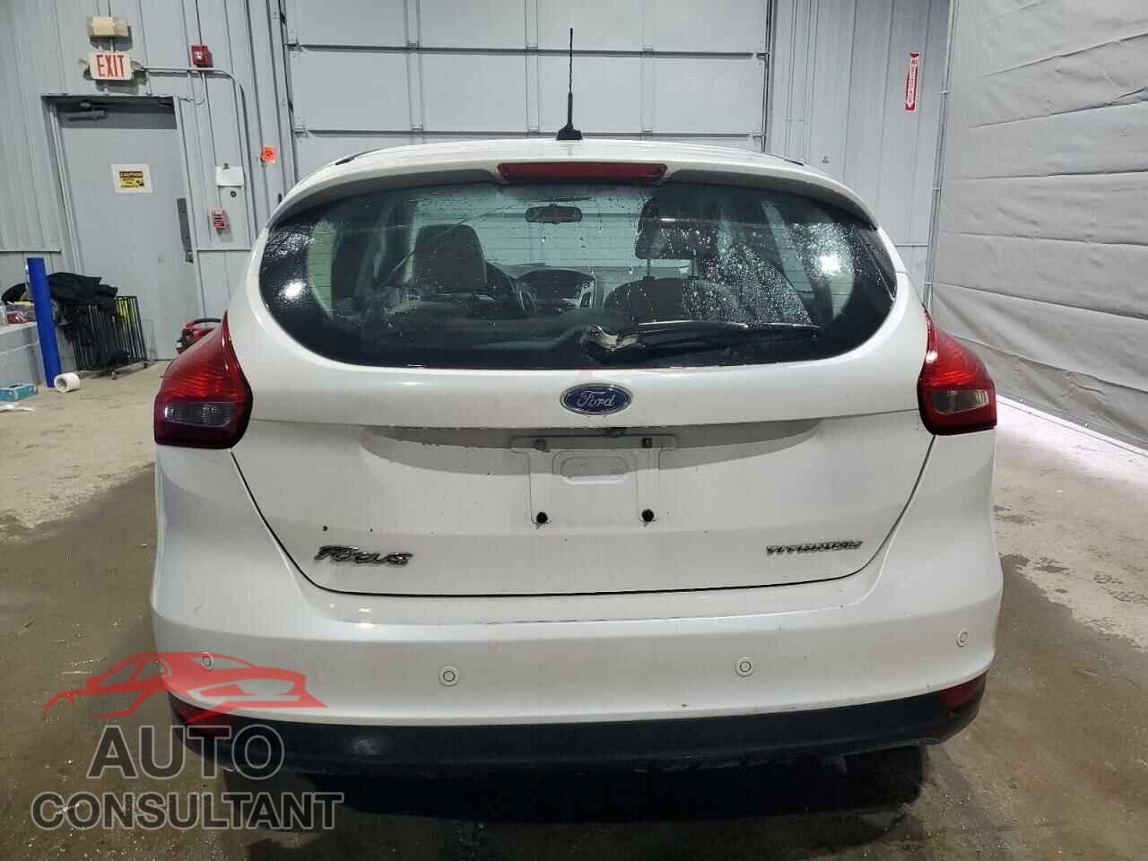 FORD FOCUS 2016 - 1FADP3N25GL307087