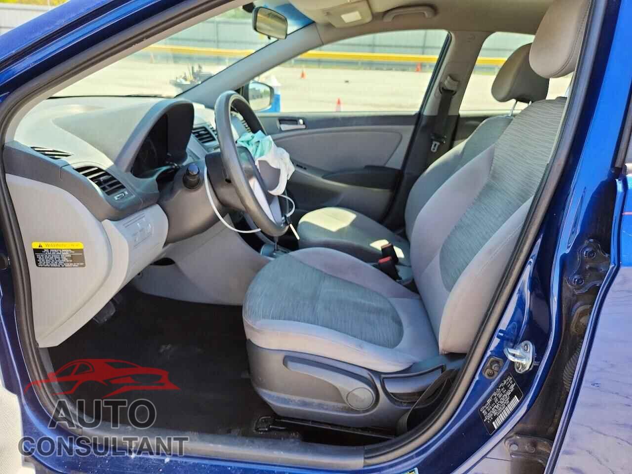 HYUNDAI ACCENT 2017 - KMHCT4AE7HU325847