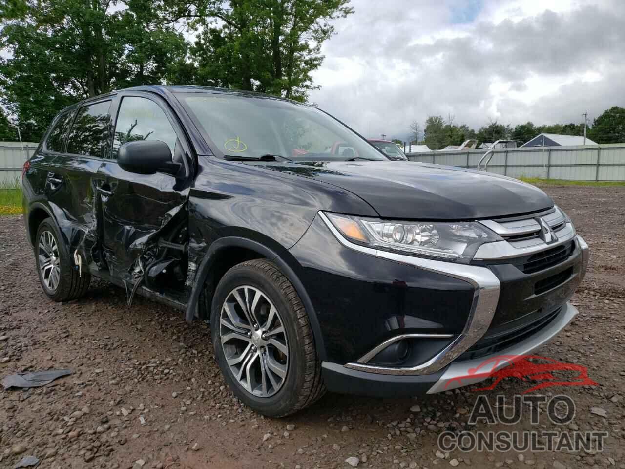 MITSUBISHI OUTLANDER 2018 - JA4AD2A36JZ011993