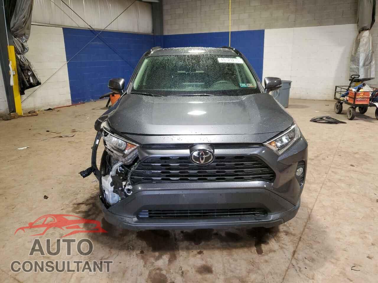 TOYOTA RAV4 2019 - JTMP1RFV2KD006820