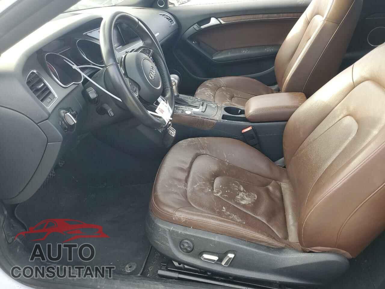 AUDI A5 2013 - WAULFAFR0DA032144