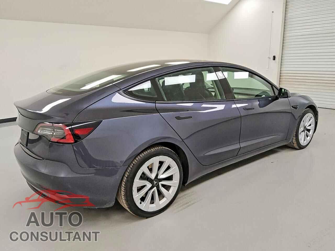 TESLA MODEL 3 2022 - 5YJ3E1EA8NF285951
