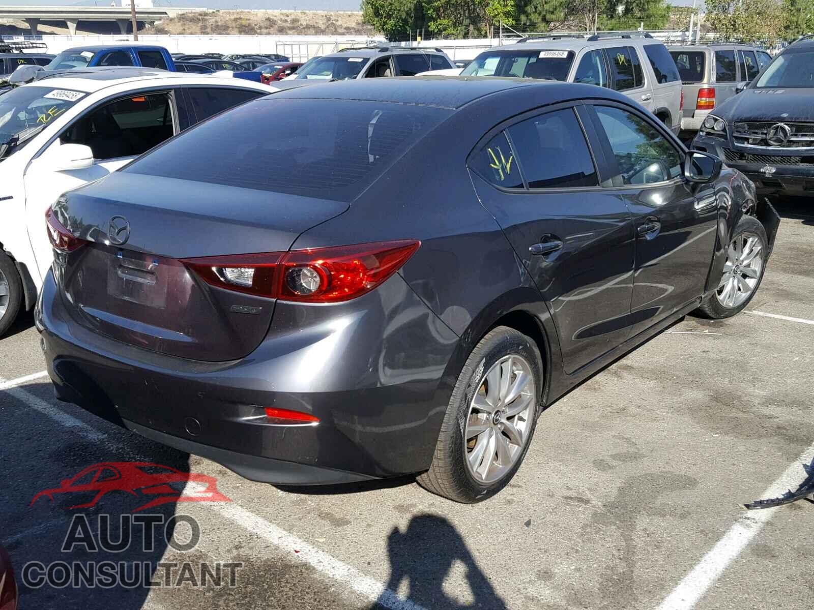 MAZDA 3 2017 - 3MZBN1U77HM110301