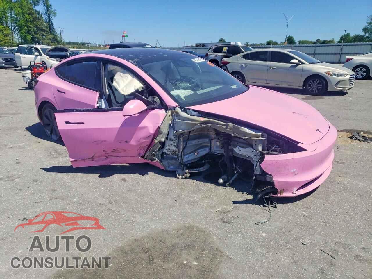 TESLA MODEL 3 2024 - 5YJ3E1EB3RF811031